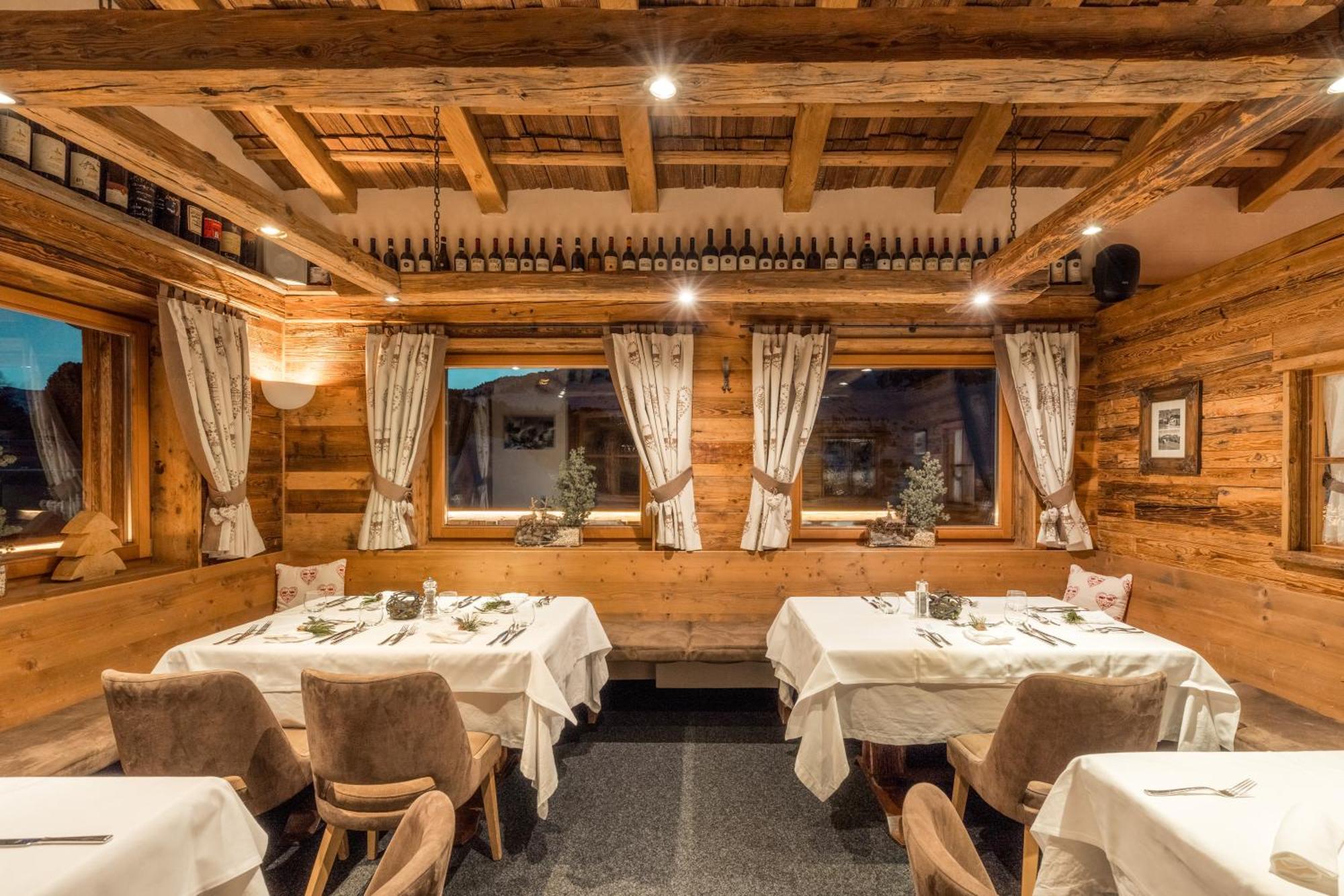Hotel Piz Seteur Sëlva di Val Gardena Eksteriør billede
